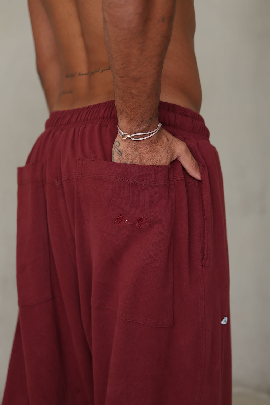 בורדו TIMELESS OVER SIZE מכנס