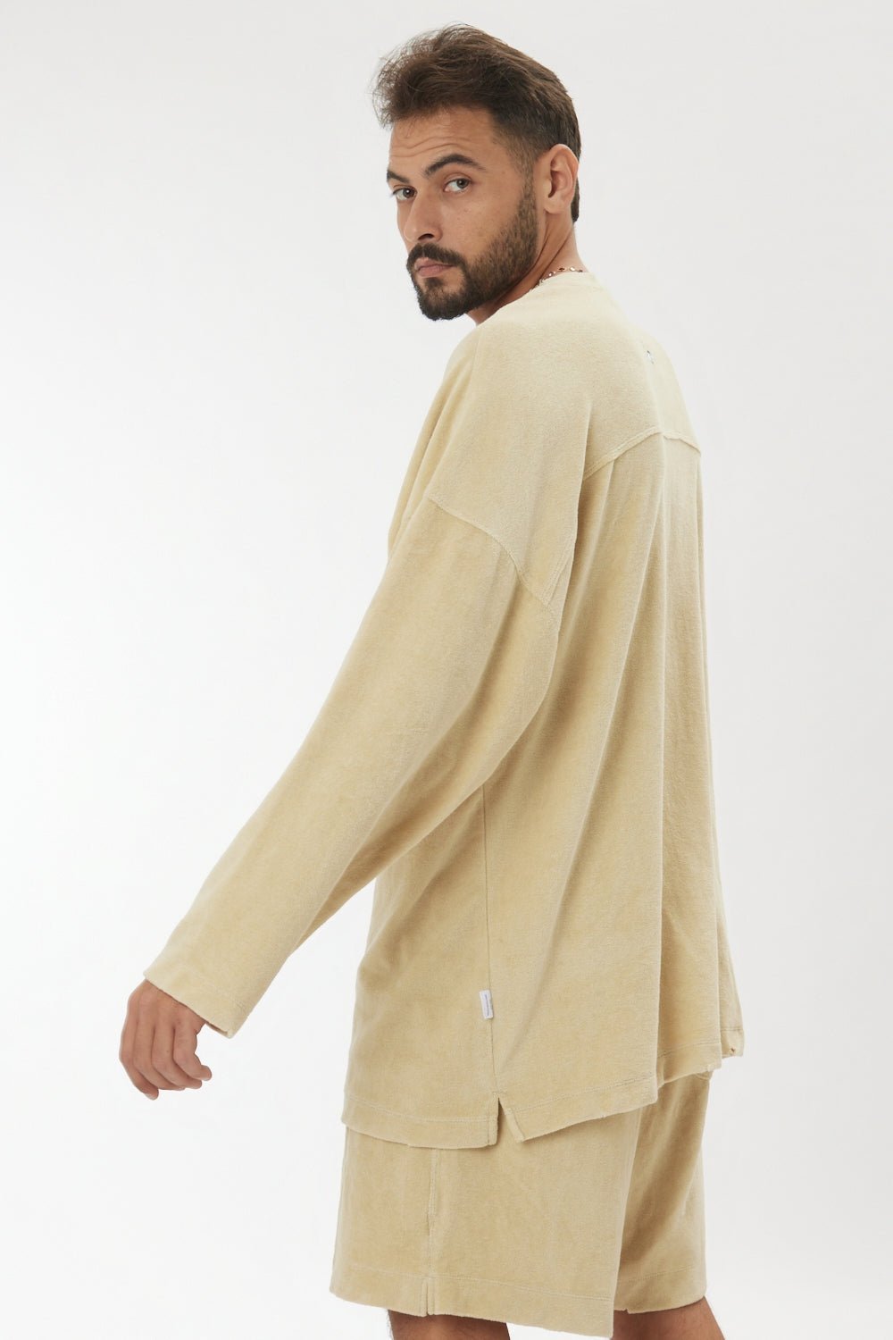 אבן TOWEL שורט