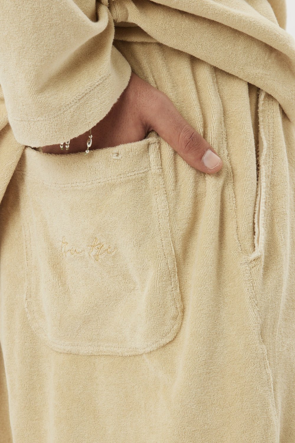 אבן TOWEL שורט