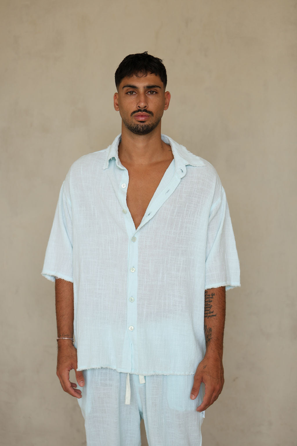 אקווה COTTON מכופתרת קצרה פשתן