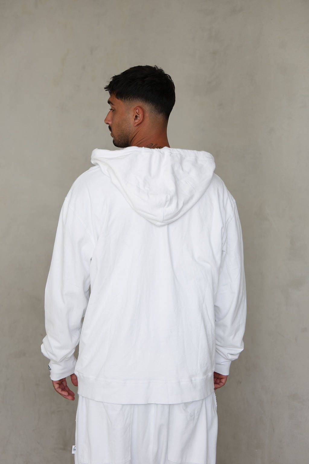 לבן ZIPPER TIMELESS