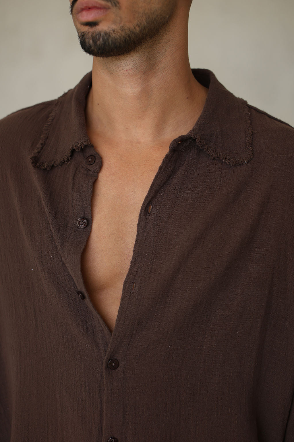 חום COTTON מכופתרת פשתן
