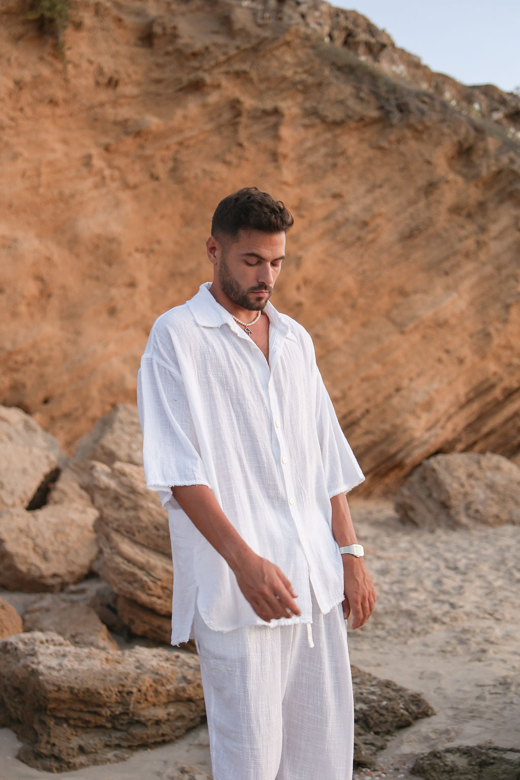 לבן COTTON מכופתרת קצרה פשתן