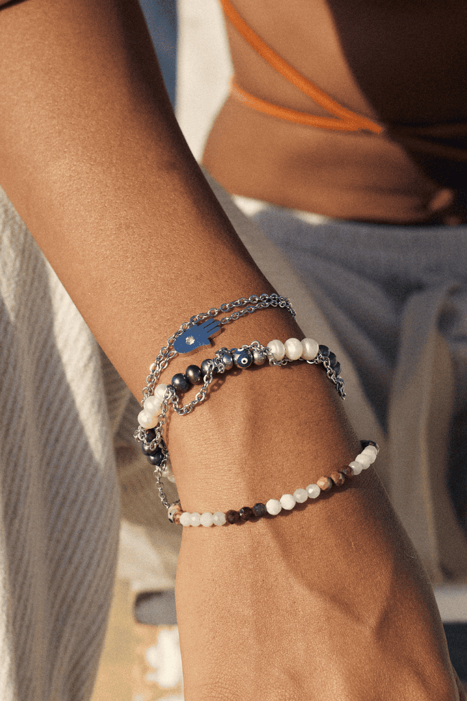 Hamsa White gold - Sol and Tierra